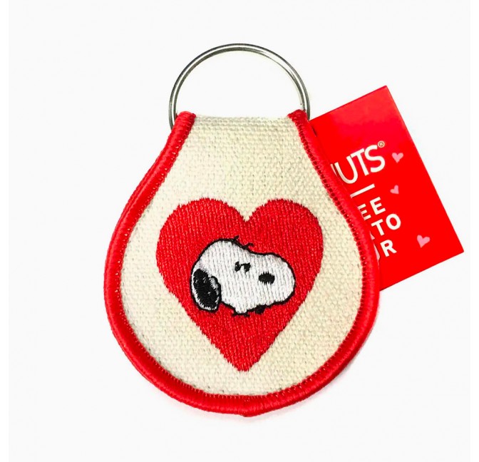 Embroidered keychain Snoopy...