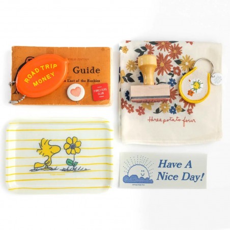 Woodstock Flower mini tray - Three Potato Four, exclusive at Titlee's