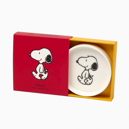 Round shaped ceramic shaped dish/tray Snoopy Walking