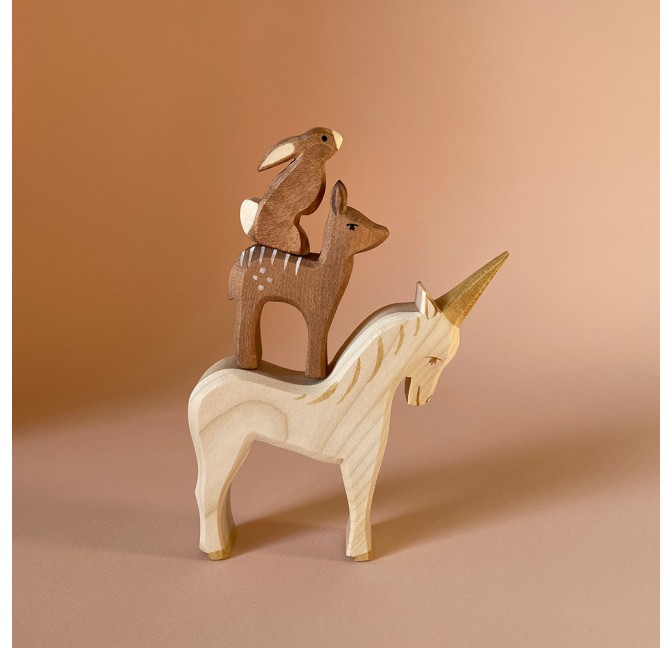 Wooden animals - Ostheimer at Titlee Paris