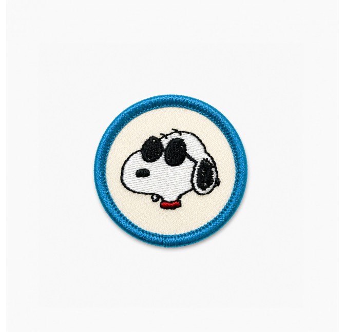 Écusson brodé thermocollant Snoopy Joe Cool – 4 cm - Peanuts x Titlee