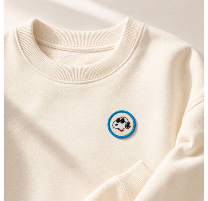 Écusson brodé thermocollant Snoopy Joe Cool – 4 cm - Peanuts x Titlee