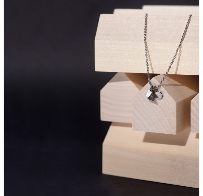 Bauhaus necklace - Titlee x Cinqpoints