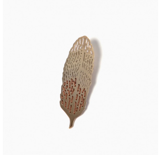 Broche Feather - Titlee Paris x Coral & Tusk