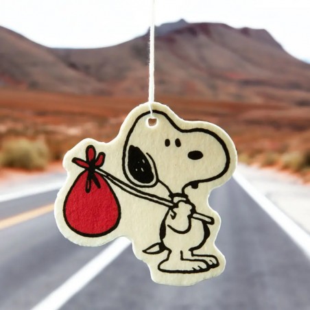 Désodorisant Snoopy Nomade - Three Potato Four en exclu chez Titlee