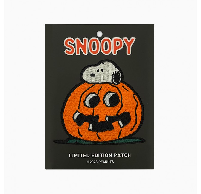 Patch Snoopy Pumpkin Halloween - Three Potato Four en exclu chez Titlee