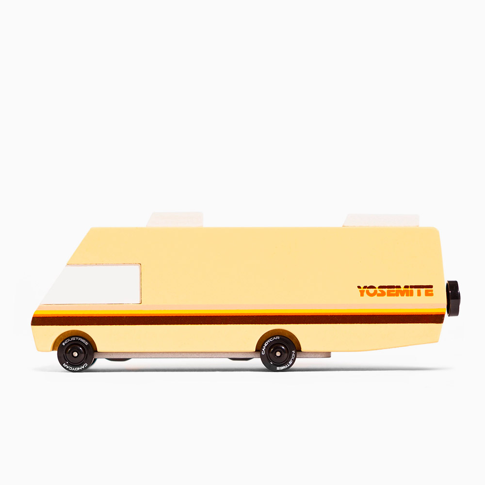 Voiture Yosemite RV en bois par Candylab Toys