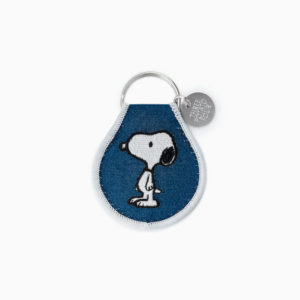 Porte-clés brodé Snoopy Classic par Three Potato Four